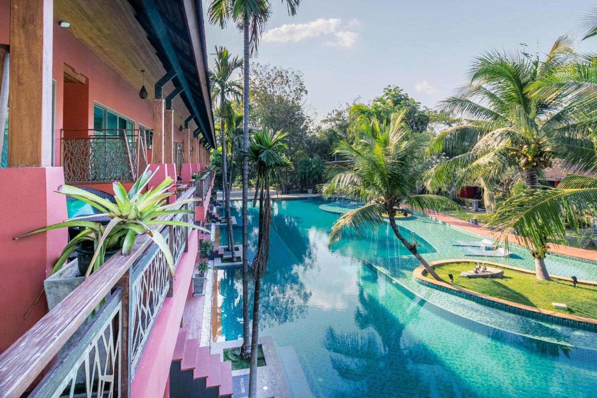 Mai Morn Resort Sha Plus Phuket Luaran gambar